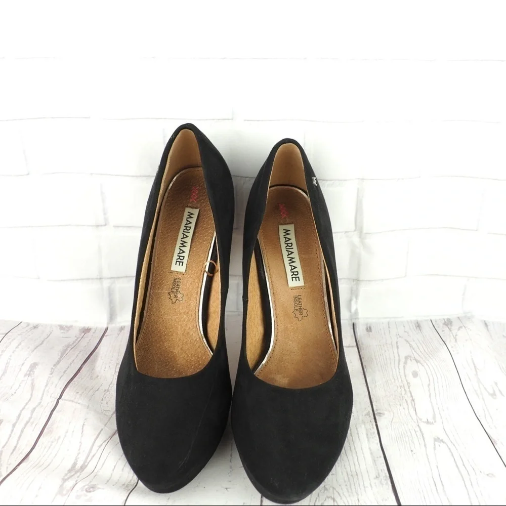 Maria Mare sz 40 black suede platform heels